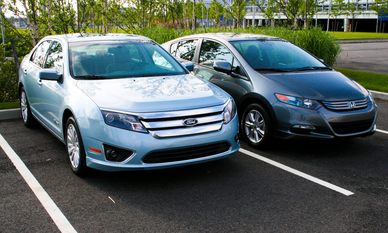 Illustration for article titled Hybrid Car Wars: Honda Insight Vs. Ford Fusion Hybrid